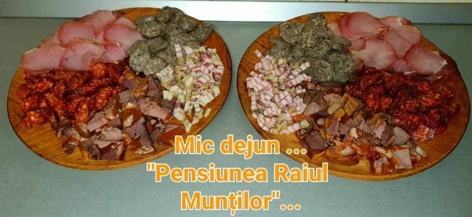 Pensiunea Raiul Muntilor Sebiş Eksteriør billede